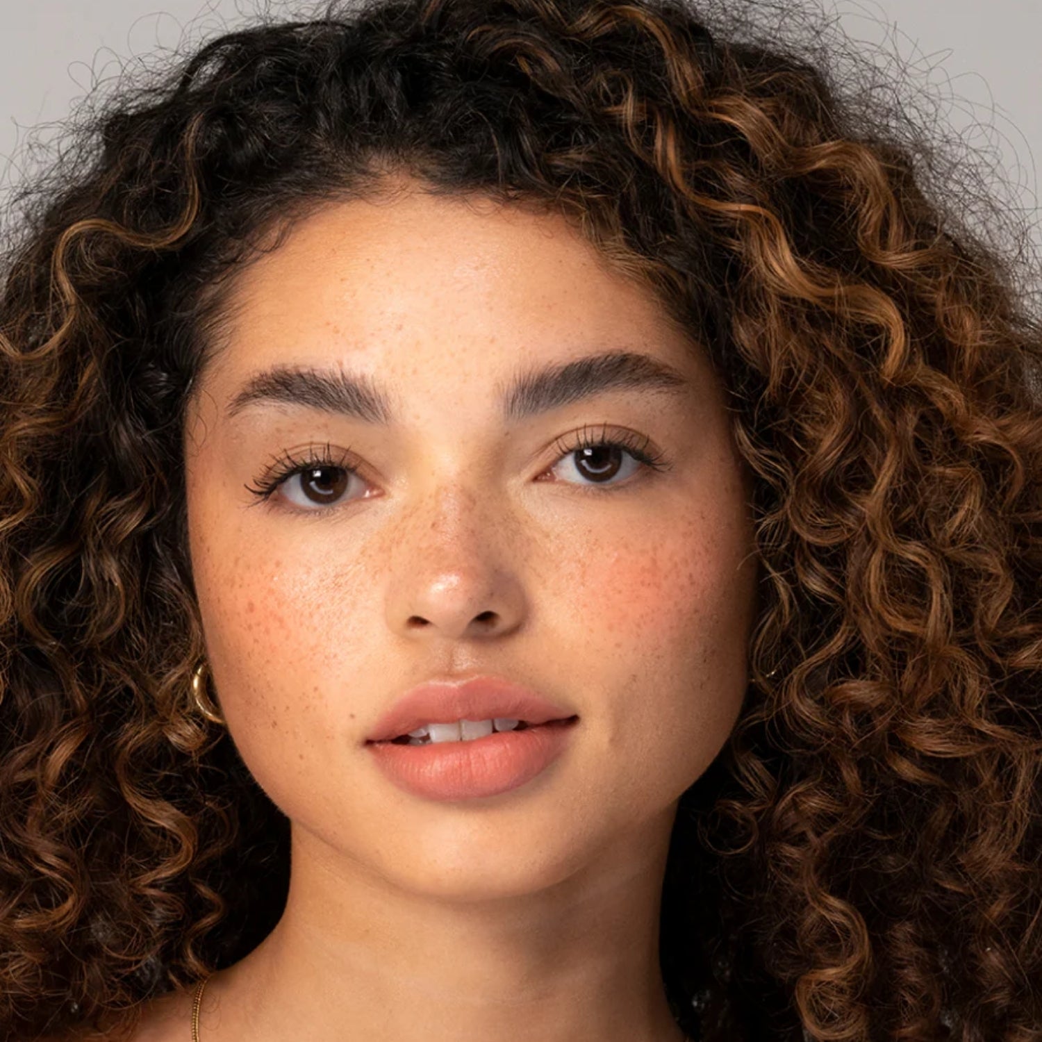 Makeup for Outdoor Tips for All-Day Wear