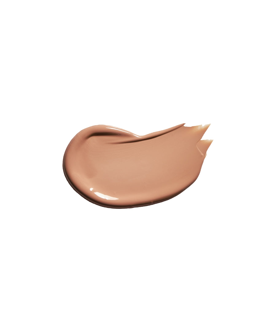 Smooth creamy swatch of Revitalize Hydra Concealer showcasing a natural beige tone with a moisturizing finish for flawless, hydrated skin coverage.